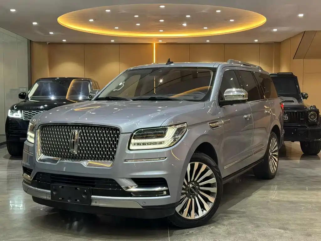 Lincoln Navigator 2019 — фото 5