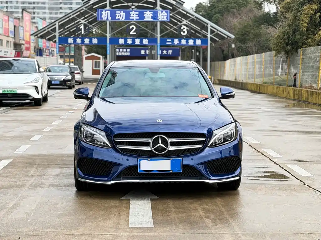Mercedes-Benz C-Class 2018