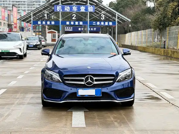 Mercedes-Benz C-Class 2018