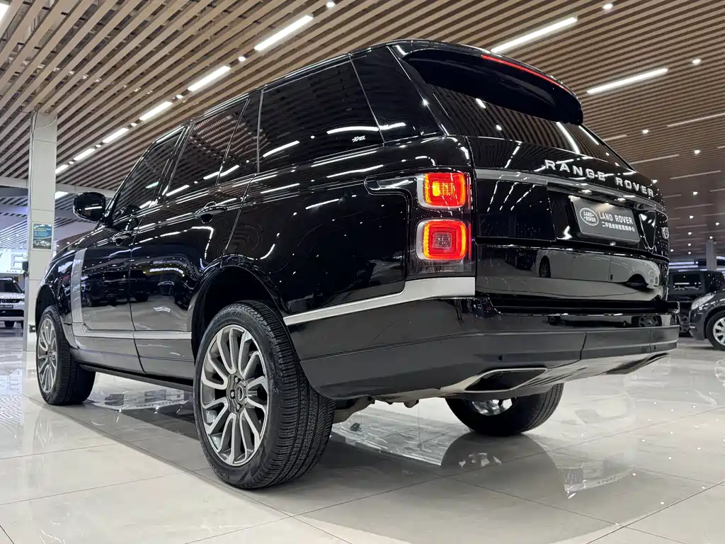 Land Rover Range Rover 2019 — фото 7