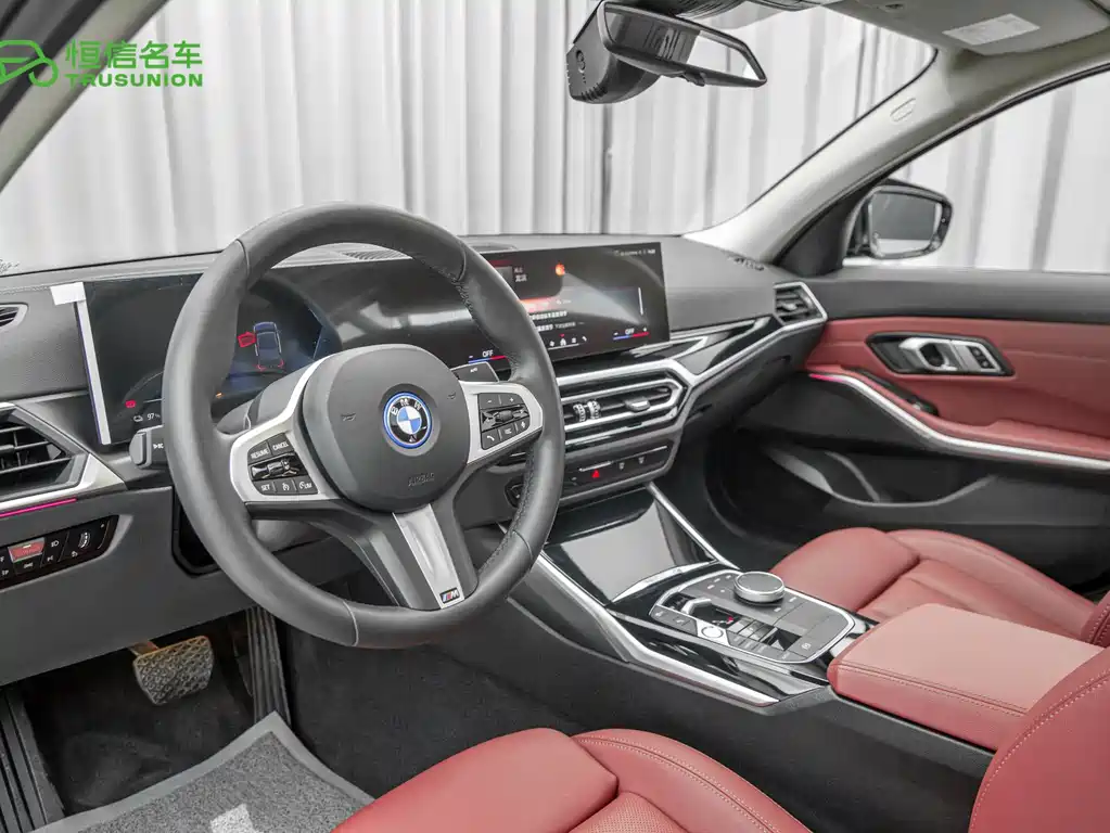 BMW i3 2024 — фото 12