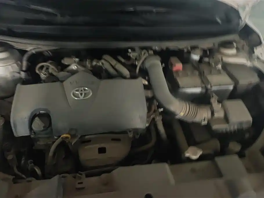 Toyota Yaris L 2022 — фото 10