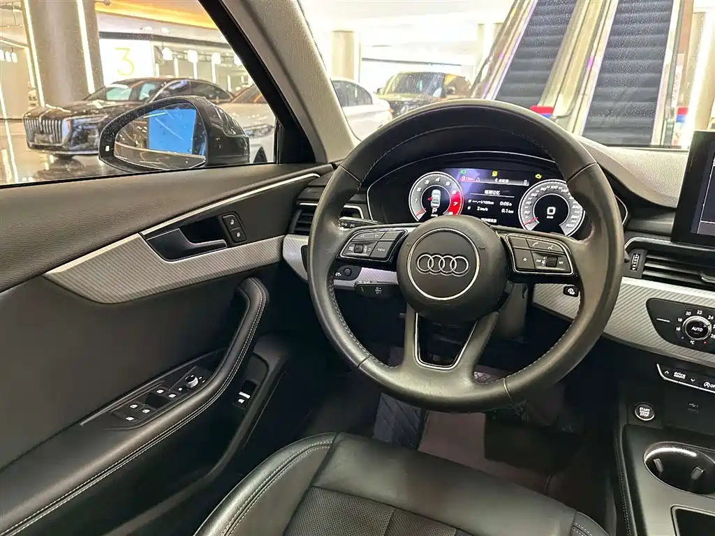 Audi A4L 2021 — фото 15