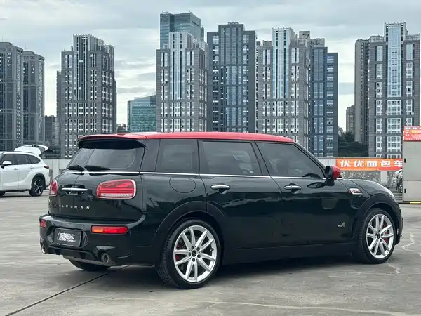 MINI JCW CLUBMAN 2021