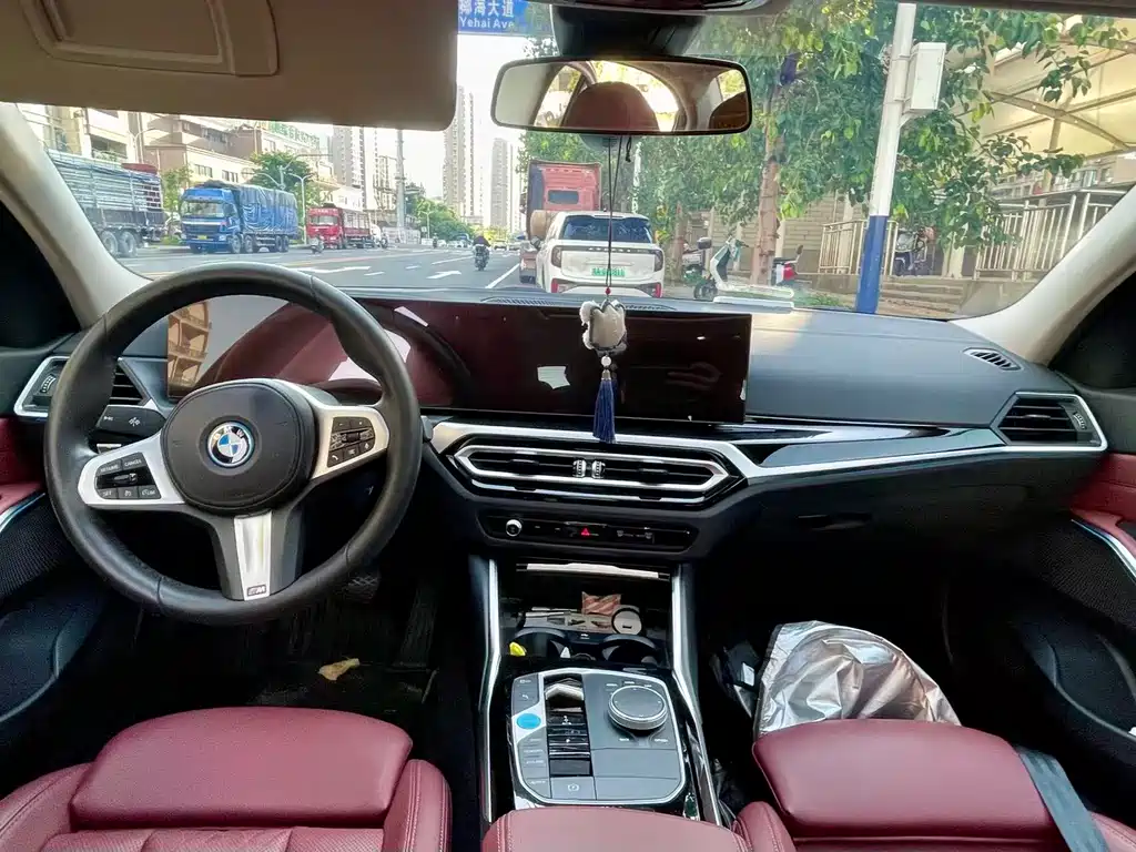 BMW i3 2023 — фото 5