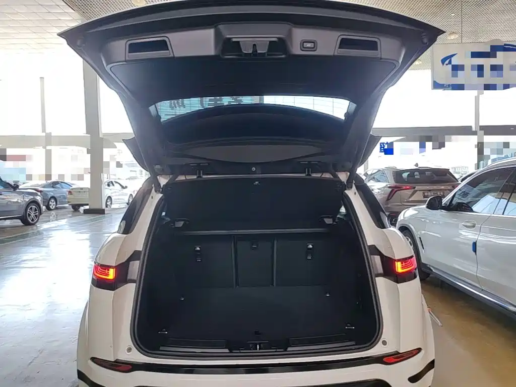 Land Rover Range Rover Evoque 2021 — фото 19