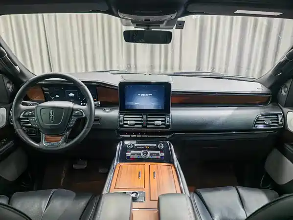 Lincoln Navigator 2018