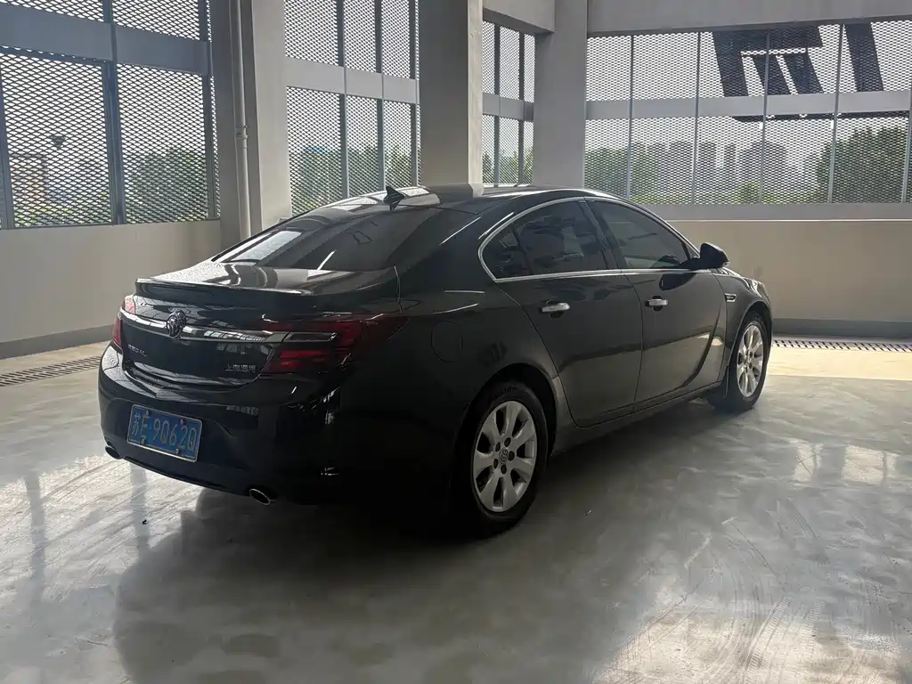 Buick Regal 2015 — фото 10