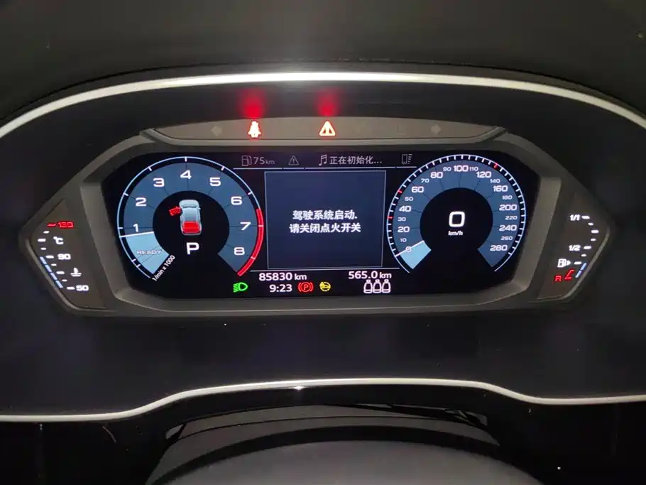Audi Q3 2021 — фото 14