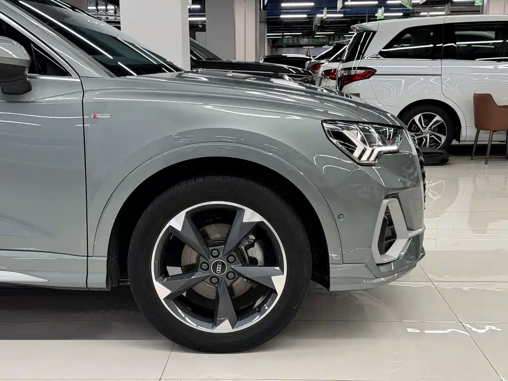 Audi Q3 2022