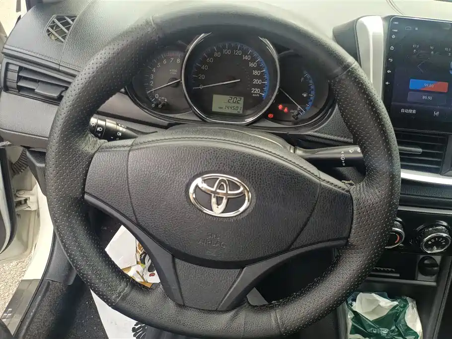 Toyota Vios 2016 — фото 15