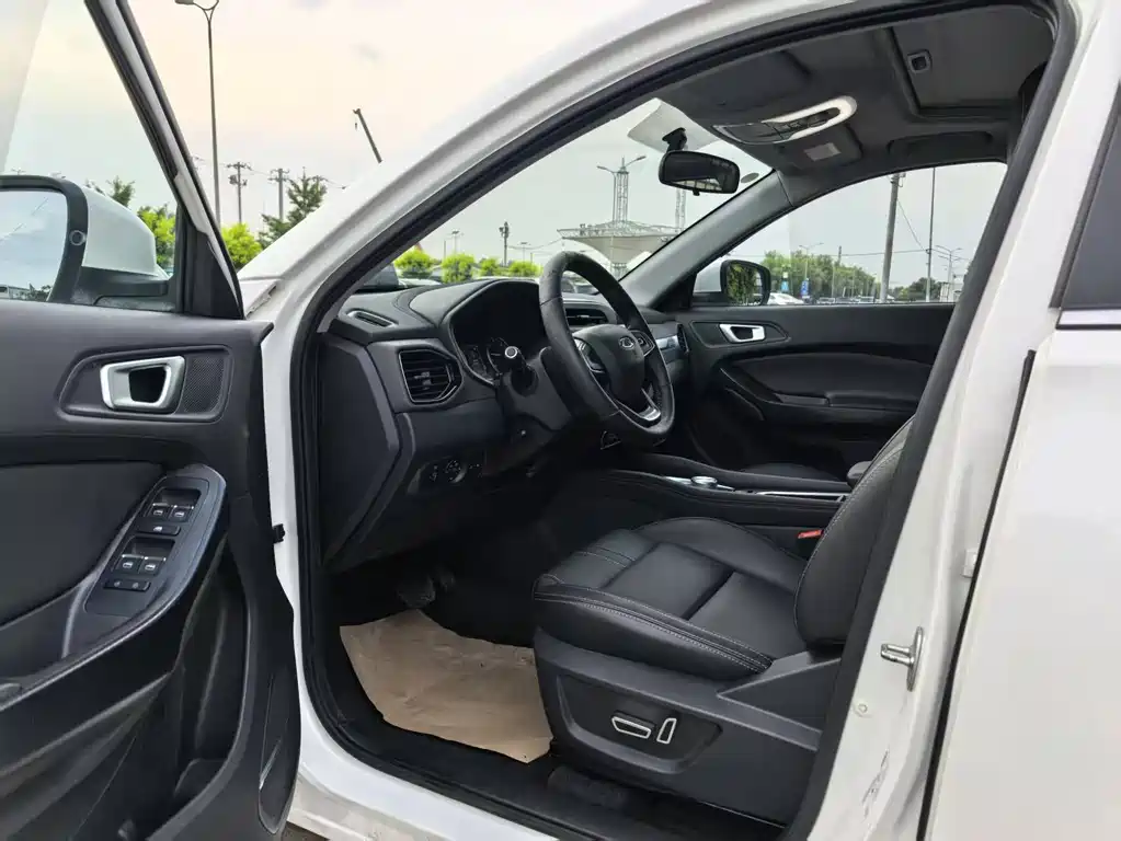 Chery Tiggo e 2019 — фото 8