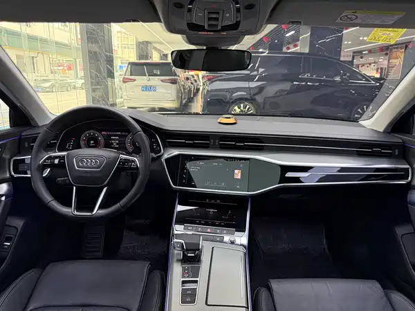 Audi A6L 2020