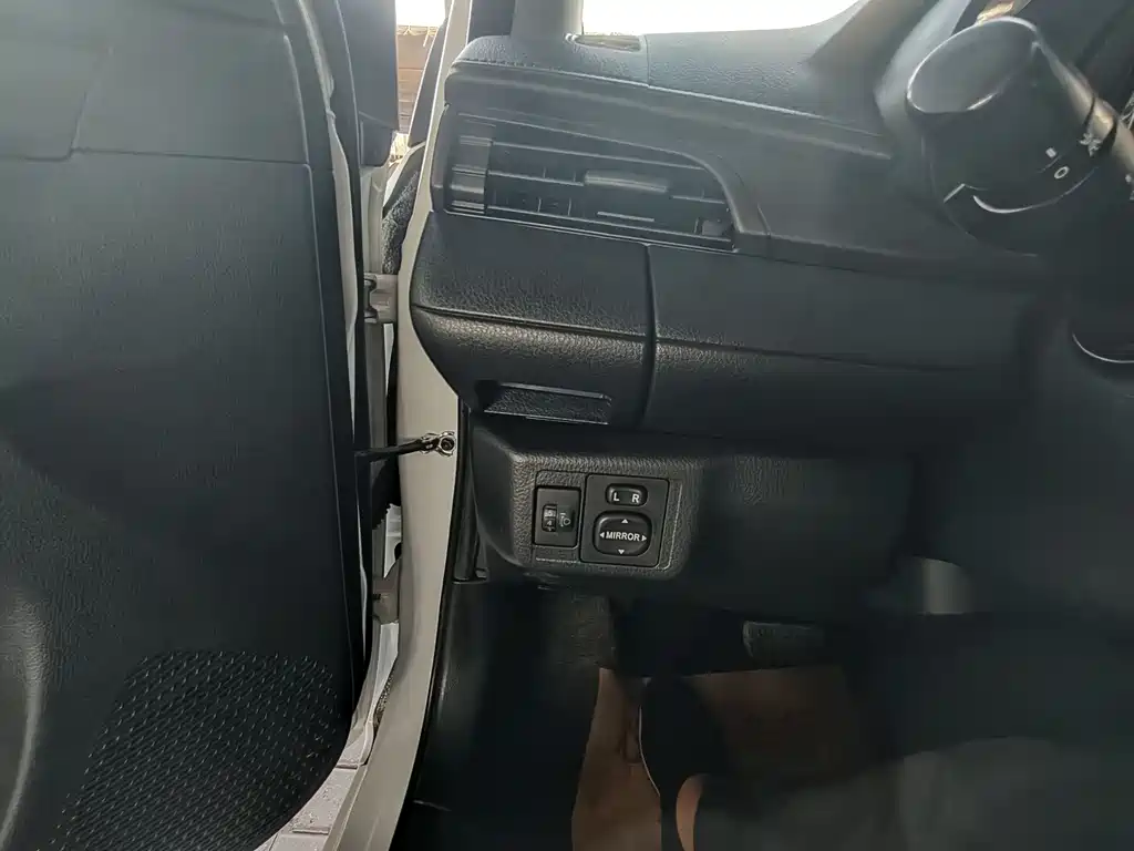 Toyota Vios 2019 — фото 17