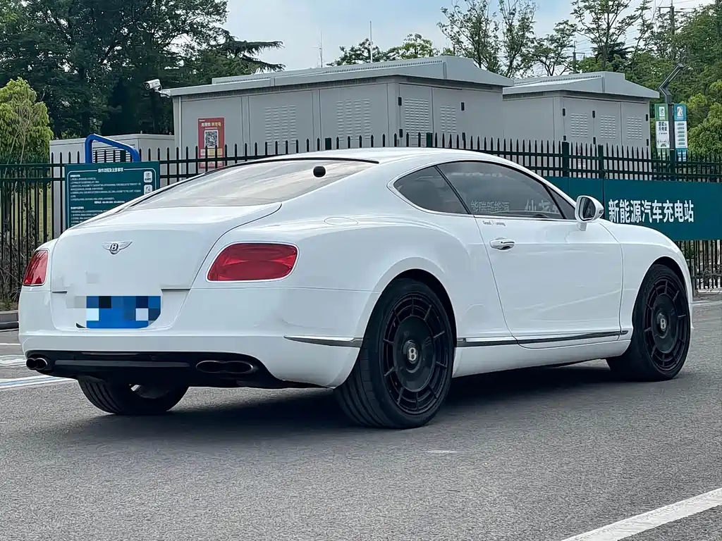 Bentley Continental 2014 — фото 4