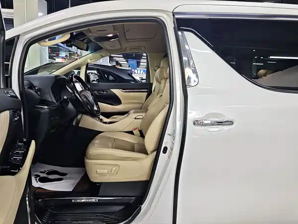 Toyota Alphard 2019