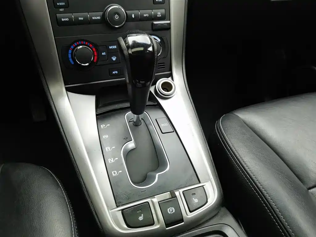 Chevrolet Captiva 2013 — фото 13