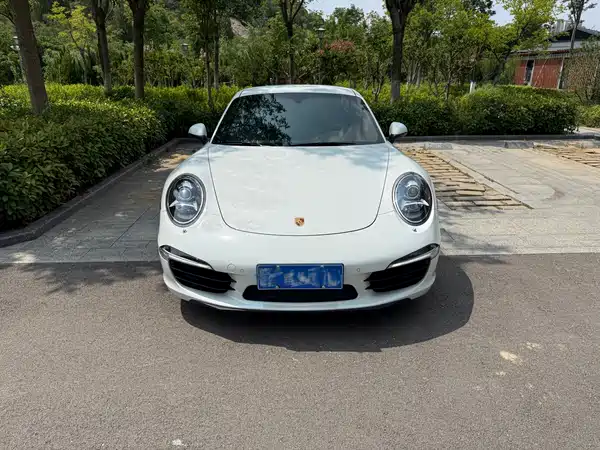 Porsche 911 2015