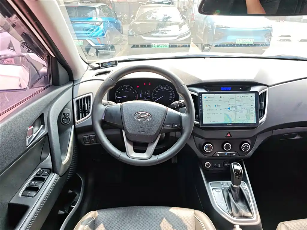 Hyundai ix25 2018 — фото 18