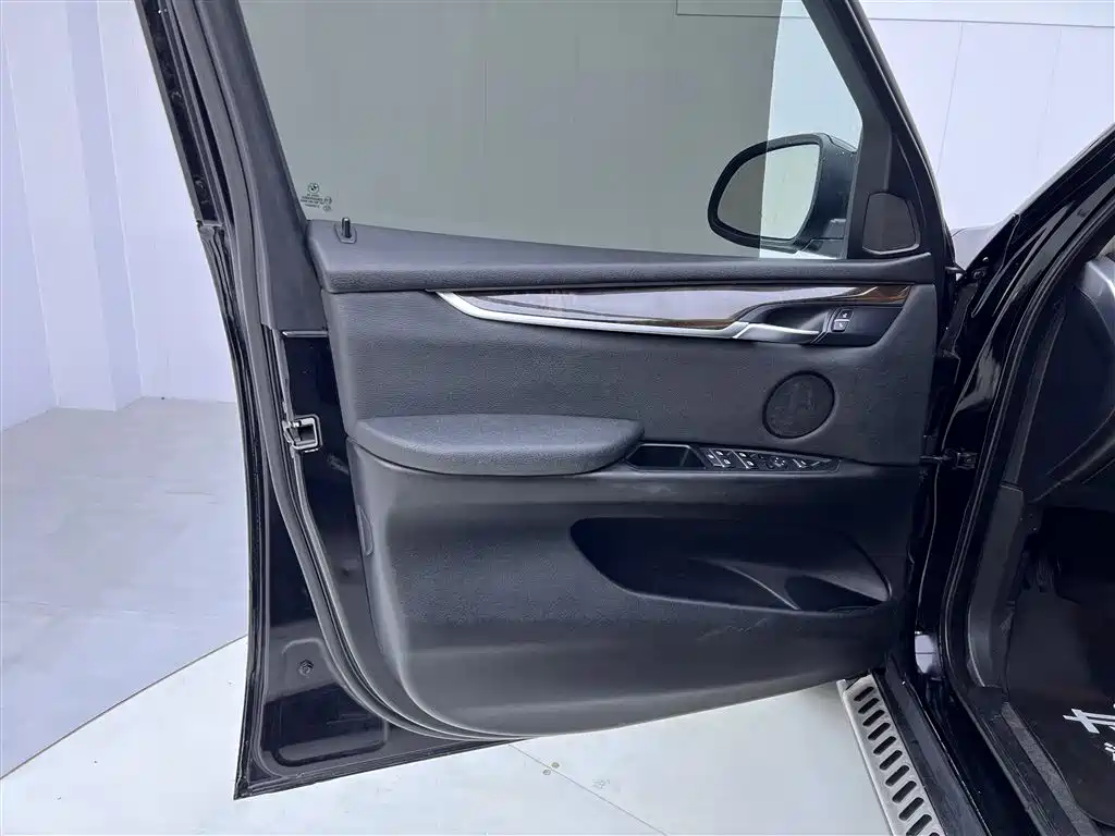 BMW X5 2015 — фото 17