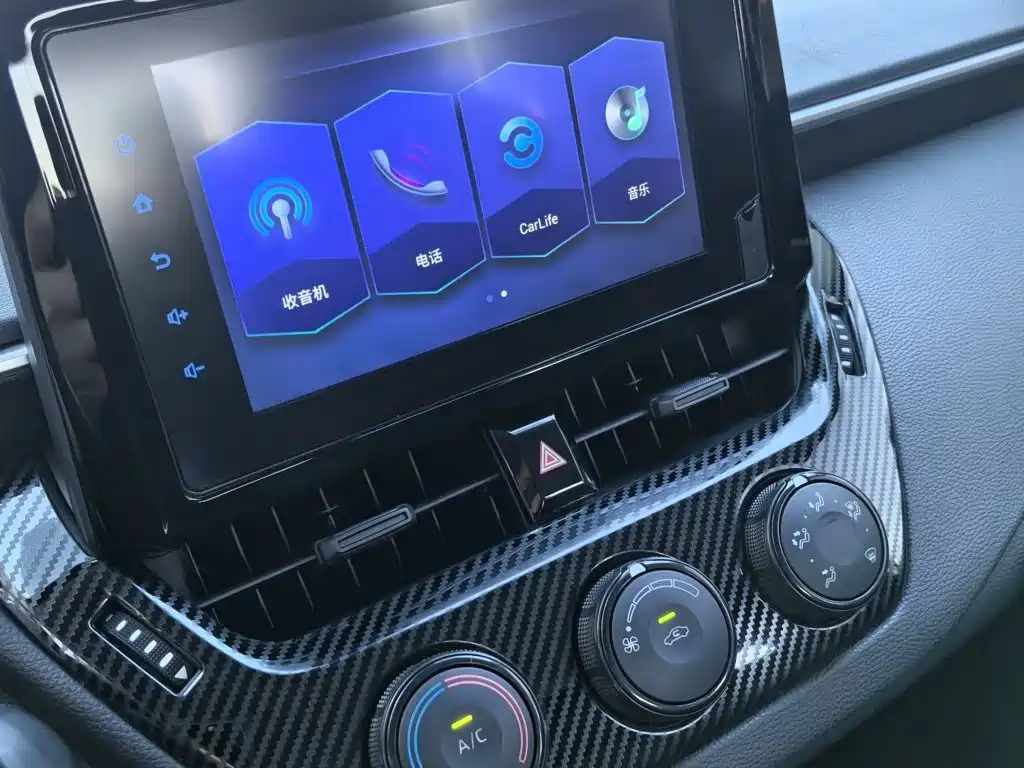 Toyota Corolla 2020 — фото 13