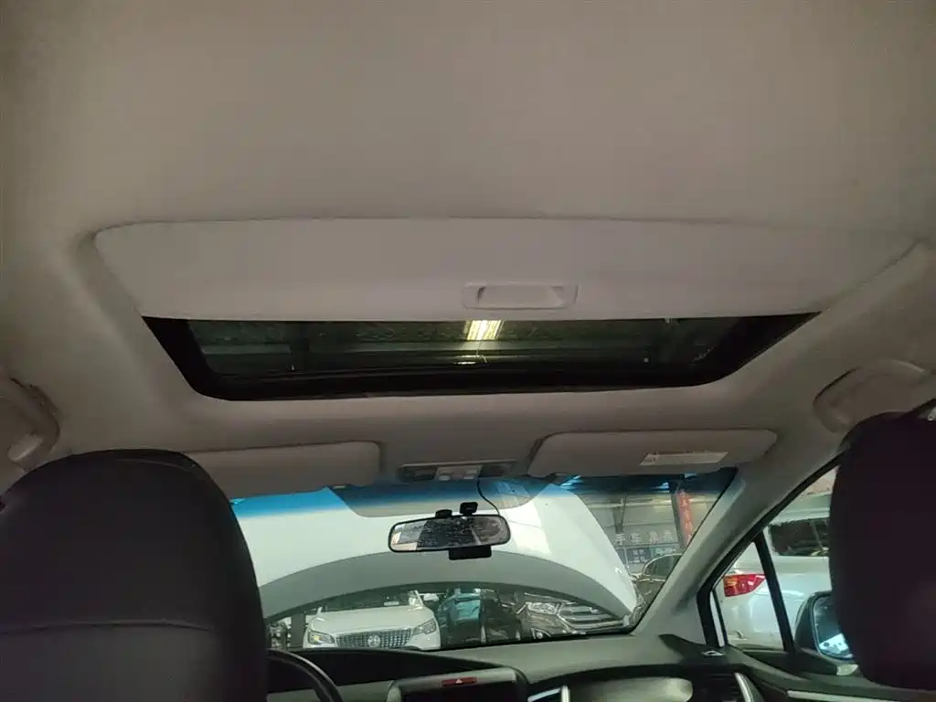 Honda Jade 2015 — фото 18