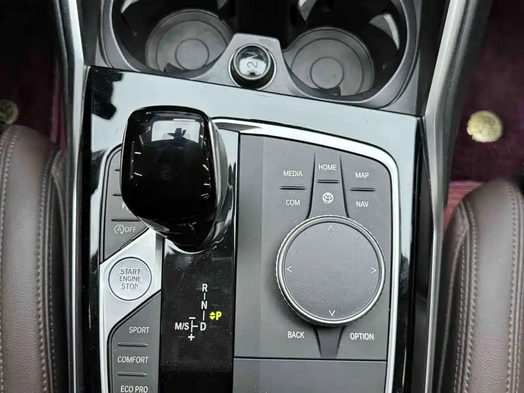 BMW 3 Series 2022 — фото 19