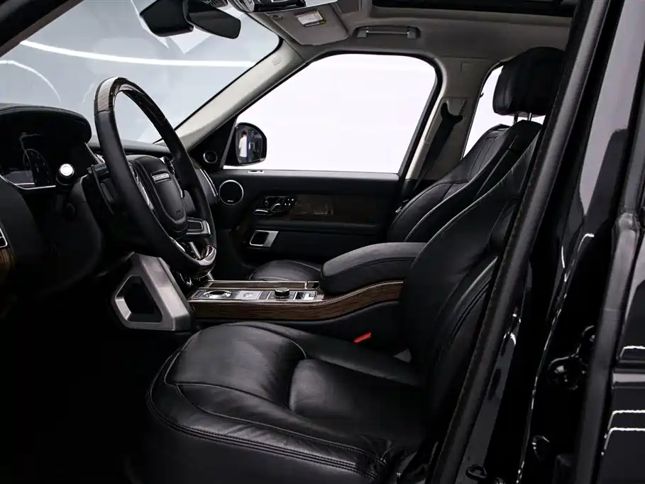 Land Rover Range Rover 2022 — фото 12