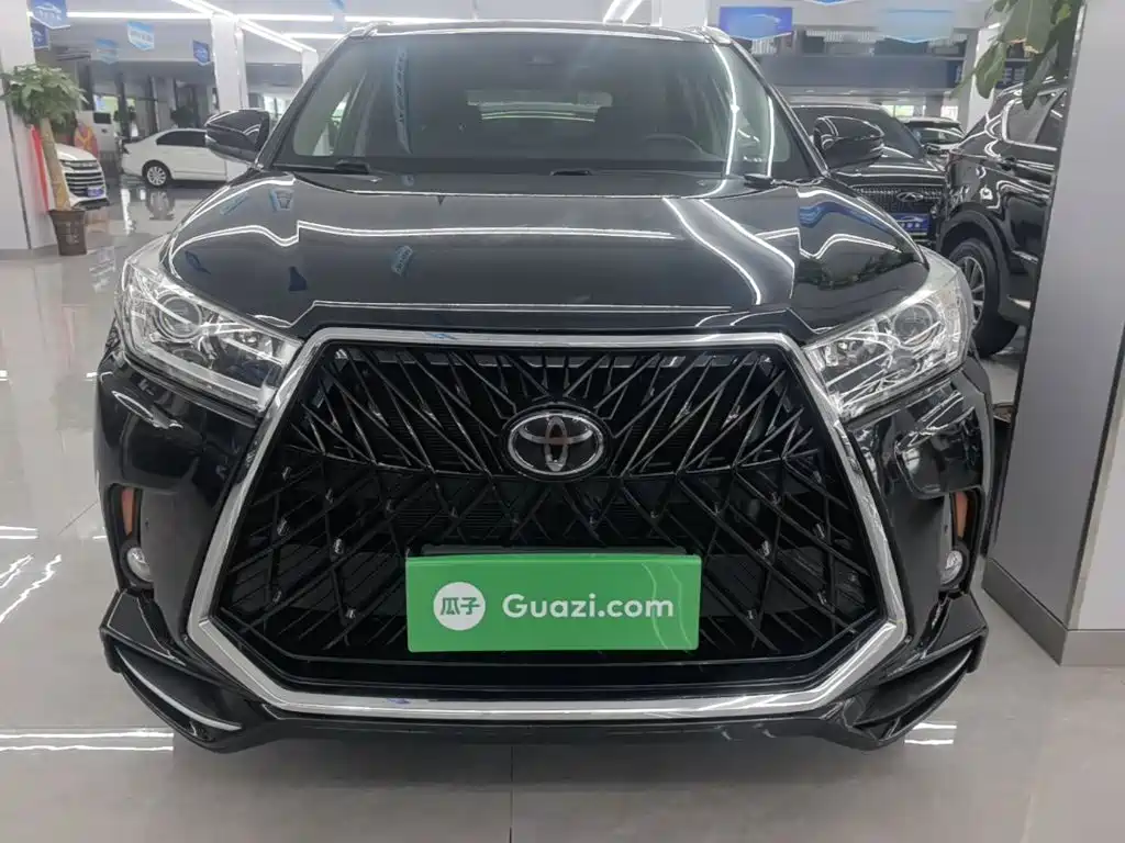 Toyota Highlander 2021