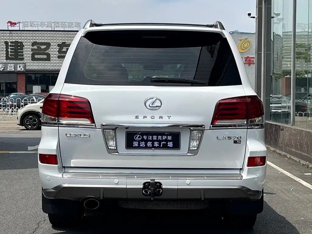 Lexus LX 2015 — фото 4