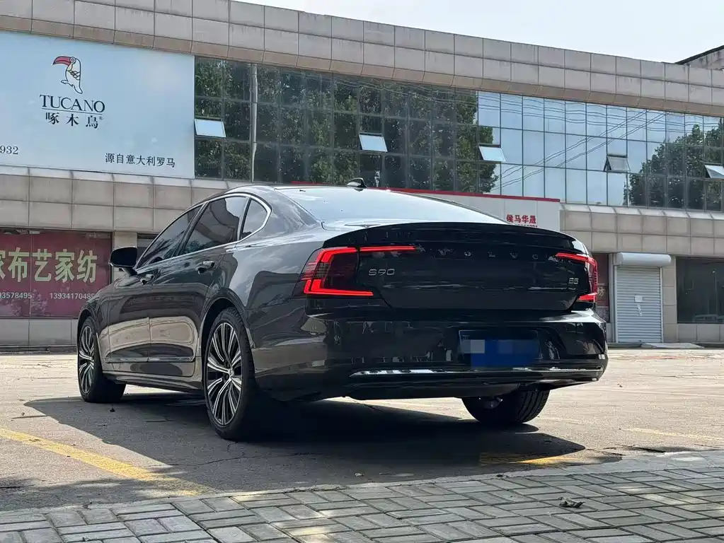 Volvo S90 2025 — фото 10