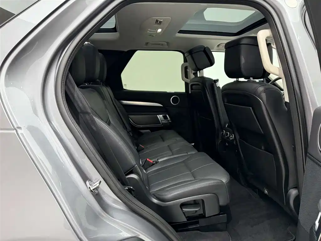 Land Rover Discovery 2020 — фото 20