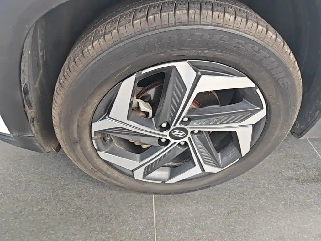 Hyundai Tucson 2023 — фото 23