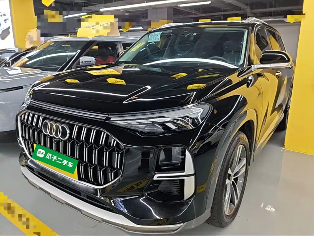 Audi Q6 2023 — фото 1