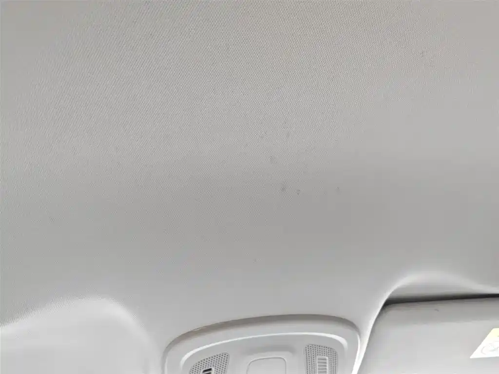 Citroen C4 2017 — фото 18