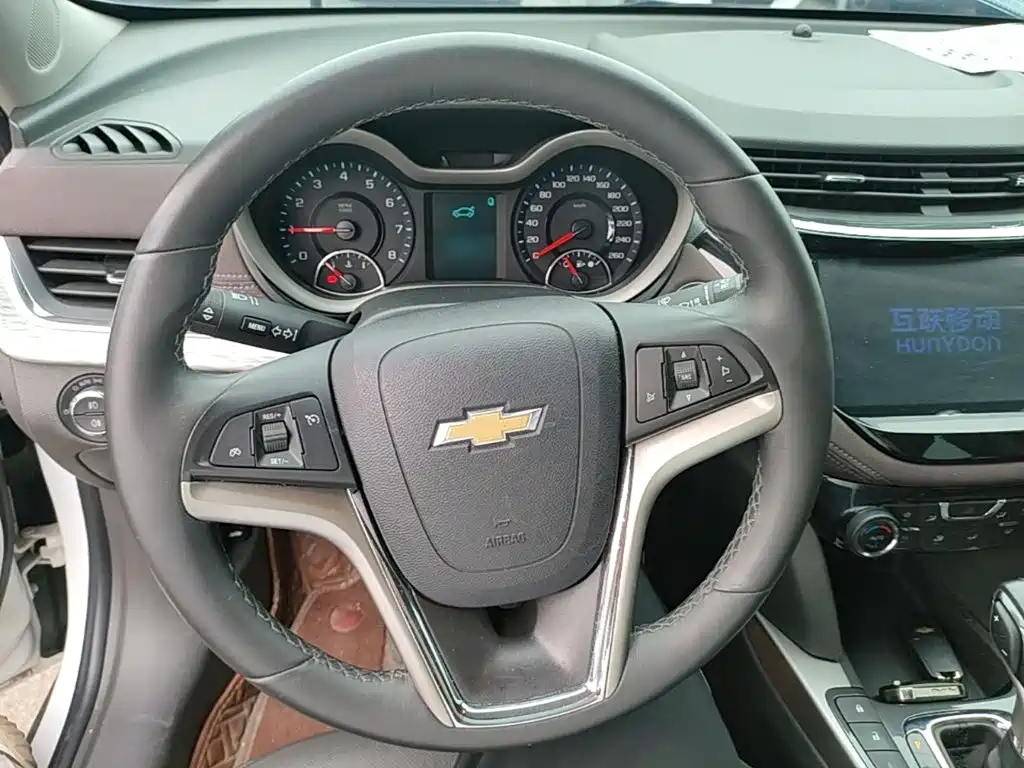 Chevrolet Malibu 2015 — фото 11