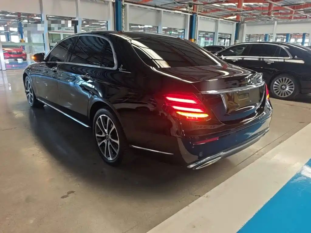Mercedes-Benz E-Class 2018 — фото 5