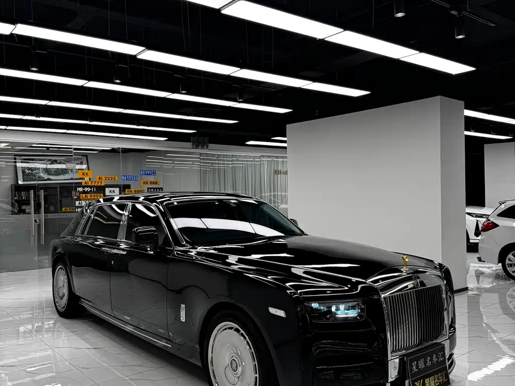 Rolls-Royce Phantom 2010 — фото 2