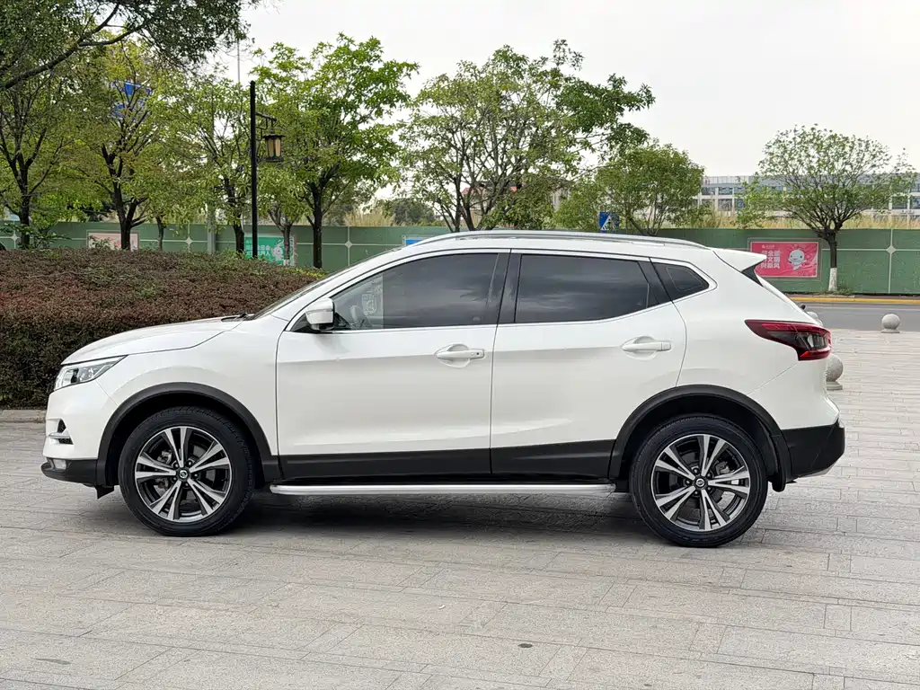 Nissan Qashqai 2023 — фото 16
