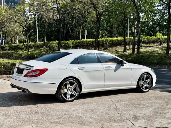 Mercedes-Benz CLS 2012