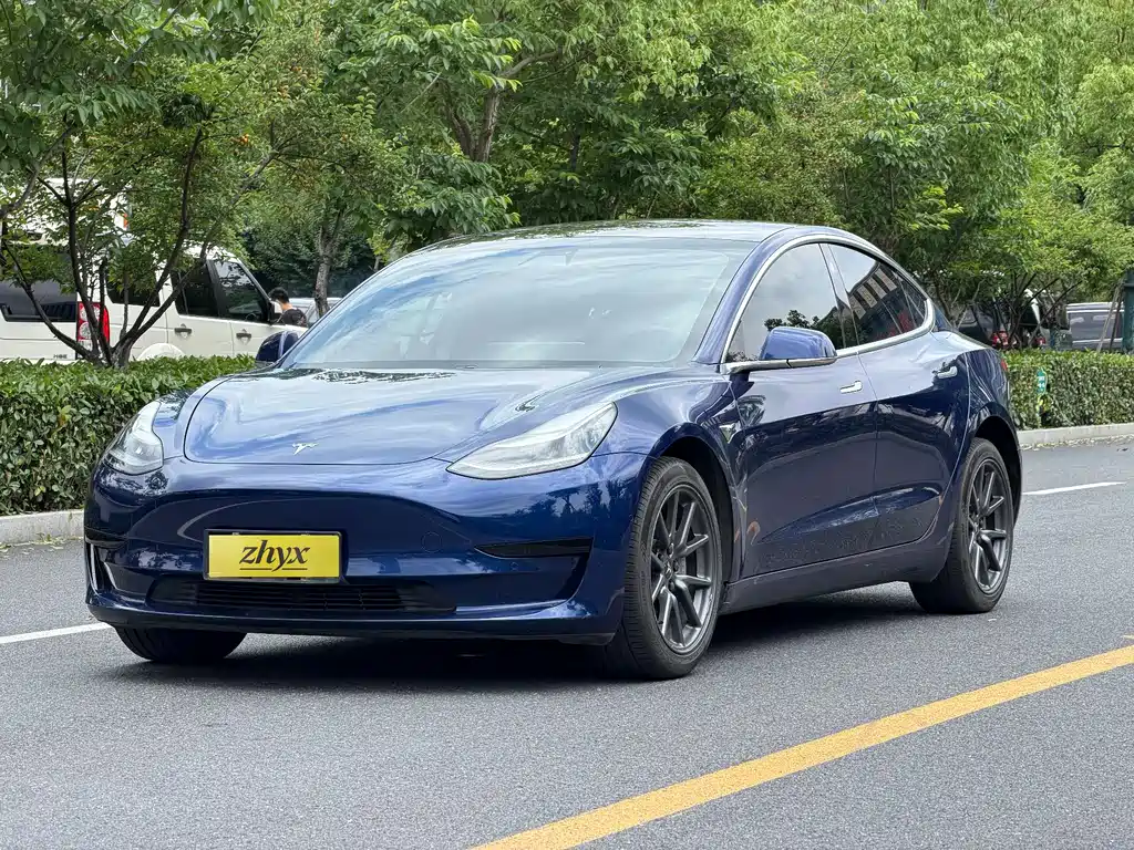 Tesla Model 3 2020 — фото 1
