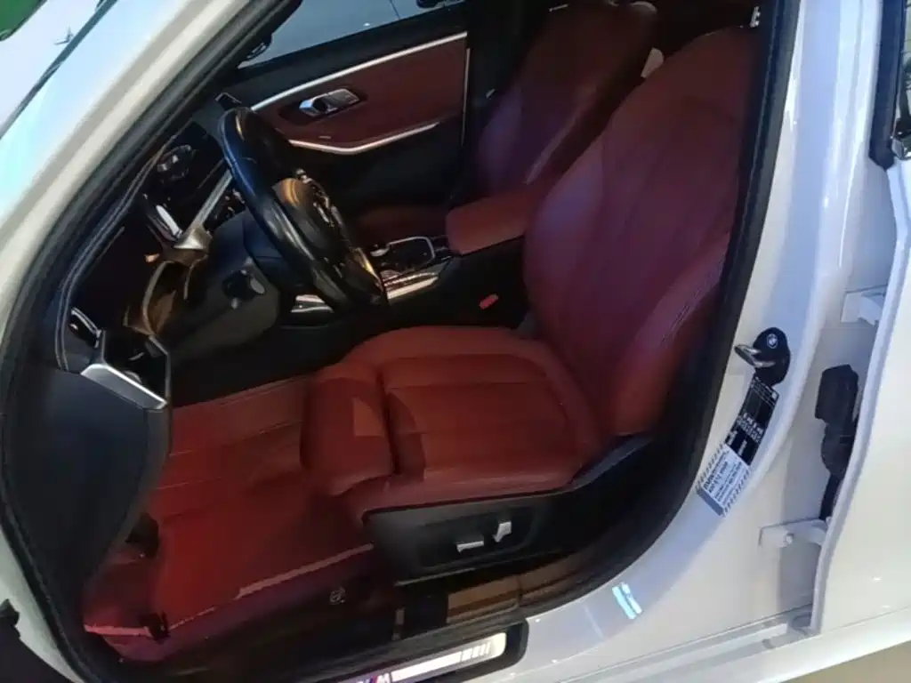 BMW 3 Series 2022 — фото 15