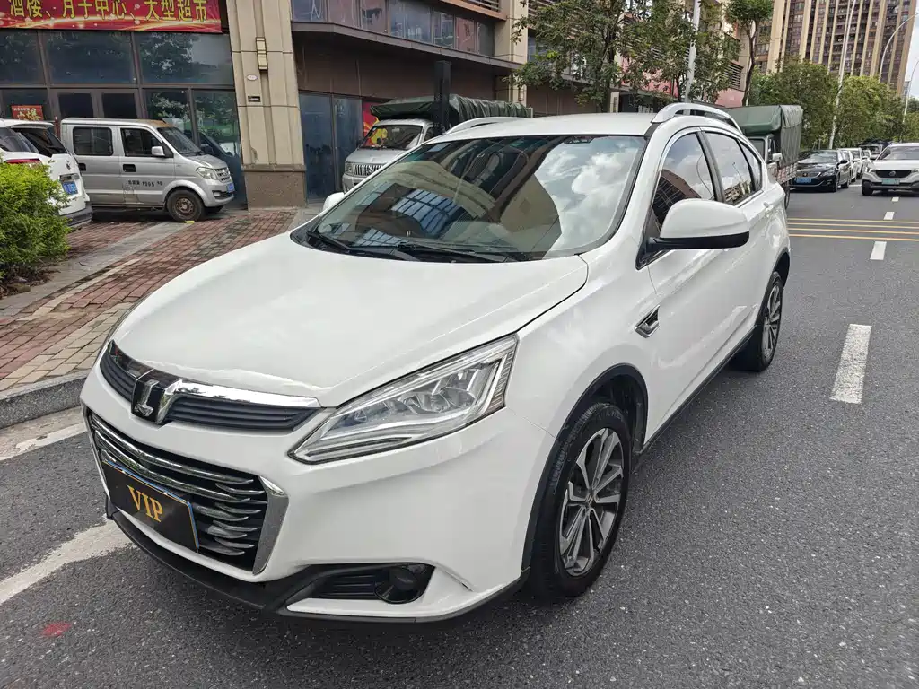 Luxgen U6 2018