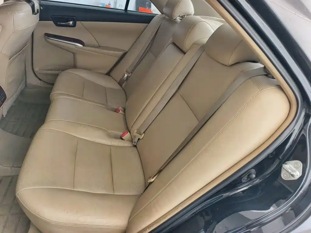 Toyota Camry 2014 — фото 15
