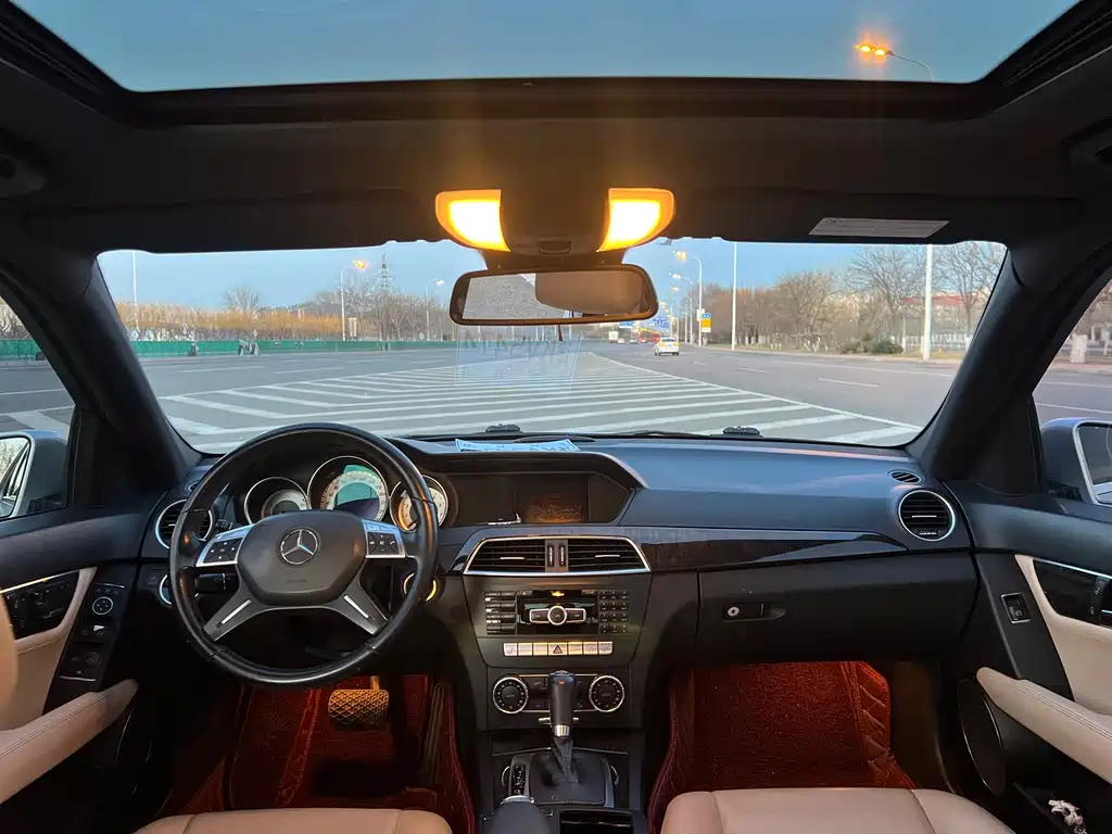 Mercedes-Benz C-Class 2013 — фото 12