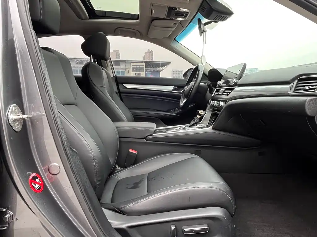 Honda Accord 2021 — фото 16