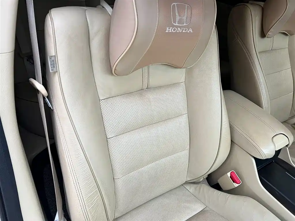 Honda Crosstour 2012 — фото 21