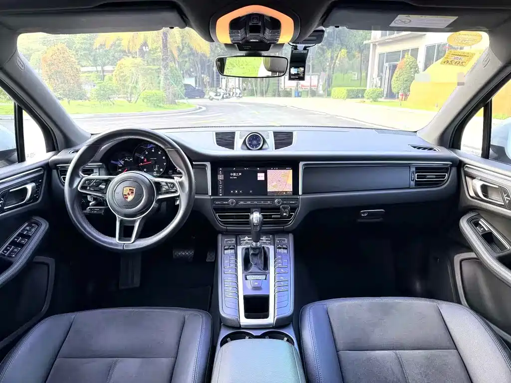 Porsche Macan 2019 — фото 2