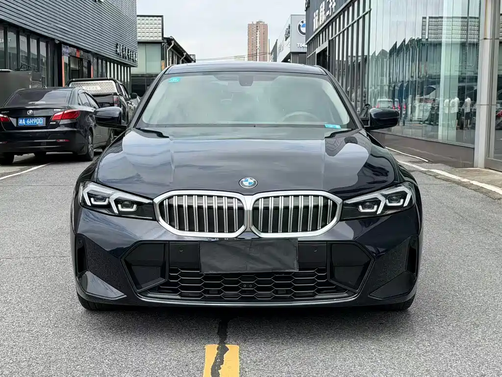 BMW 3 Series 2023