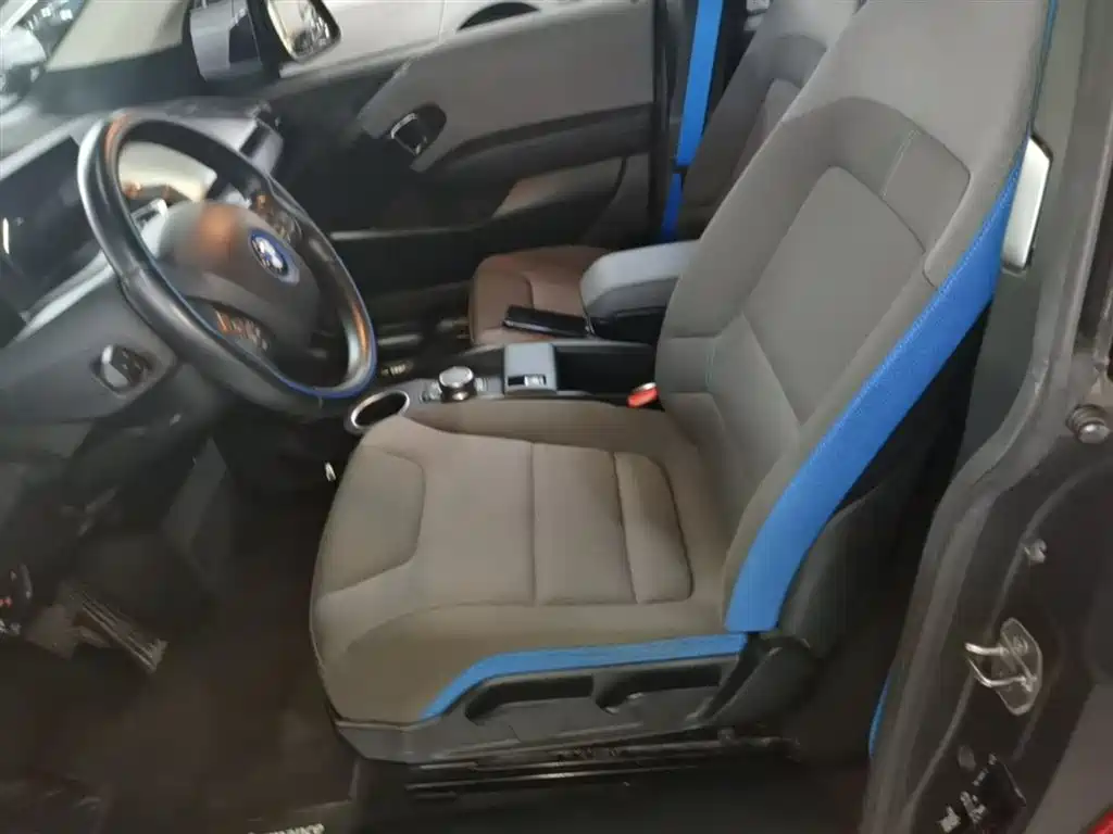 BMW i3 2019 — фото 15